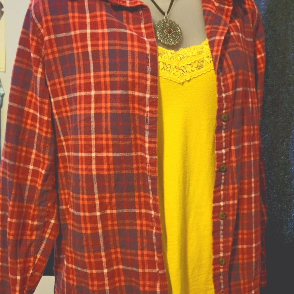 Cabelas flannel button down shirt size small